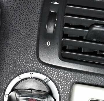 Синий Вольво Ц30, объемом двигателя 0 л и пробегом 218 тыс. км за 4800 $, фото 23 на Automoto.ua