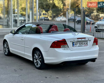 Білий Вольво C70, об'ємом двигуна 2.52 л та пробігом 245 тис. км за 11500 $, фото 13 на Automoto.ua