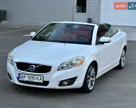 Білий Вольво C70, об'ємом двигуна 2.52 л та пробігом 245 тис. км за 11500 $, фото 12 на Automoto.ua