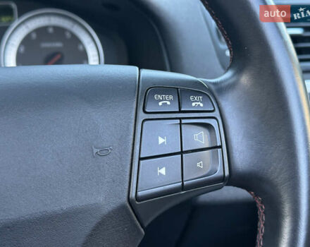 Білий Вольво C70, об'ємом двигуна 2.52 л та пробігом 245 тис. км за 11500 $, фото 48 на Automoto.ua