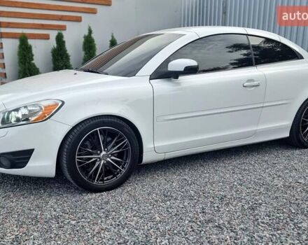 Білий Вольво C70, об'ємом двигуна 2.52 л та пробігом 165 тис. км за 12500 $, фото 8 на Automoto.ua