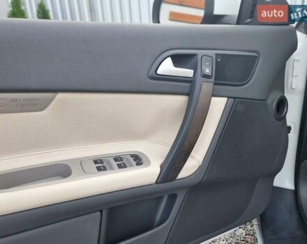 Білий Вольво C70, об'ємом двигуна 2.52 л та пробігом 165 тис. км за 12500 $, фото 32 на Automoto.ua