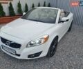 Белый Вольво Ц70, объемом двигателя 2.52 л и пробегом 165 тыс. км за 12500 $, фото 49 на Automoto.ua