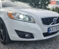 Белый Вольво Ц70, объемом двигателя 2.52 л и пробегом 165 тыс. км за 12500 $, фото 2 на Automoto.ua