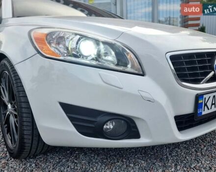 Білий Вольво C70, об'ємом двигуна 2.52 л та пробігом 165 тис. км за 12500 $, фото 10 на Automoto.ua