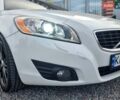 Белый Вольво Ц70, объемом двигателя 2.52 л и пробегом 165 тыс. км за 12500 $, фото 10 на Automoto.ua