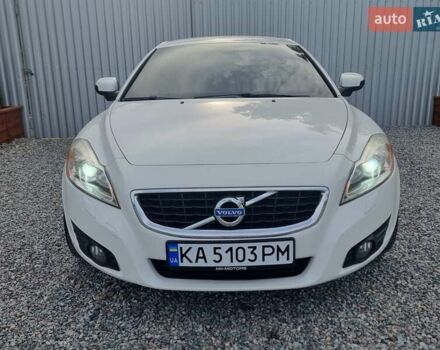 Білий Вольво C70, об'ємом двигуна 2.52 л та пробігом 165 тис. км за 12500 $, фото 2 на Automoto.ua