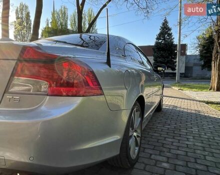 Сірий Вольво C70, об'ємом двигуна 2.5 л та пробігом 130 тис. км за 11000 $, фото 4 на Automoto.ua