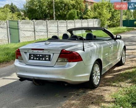 Серый Вольво Ц70, объемом двигателя 2 л и пробегом 170 тыс. км за 8700 $, фото 5 на Automoto.ua