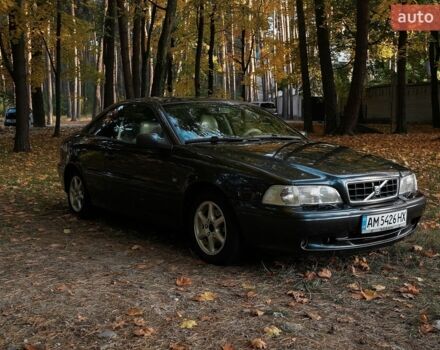 Сірий Вольво C70, об'ємом двигуна 2.4 л та пробігом 335 тис. км за 4000 $, фото 1 на Automoto.ua