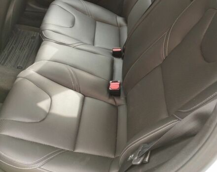 Белый Вольво Другая, объемом двигателя 1.6 л и пробегом 160 тыс. км за 9900 $, фото 4 на Automoto.ua