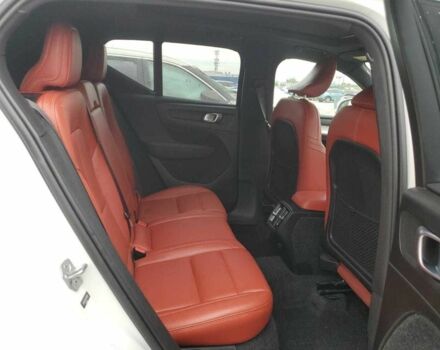 Белый Вольво Другая, объемом двигателя 0 л и пробегом 64 тыс. км за 7000 $, фото 9 на Automoto.ua