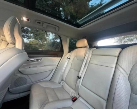 Білий Вольво Інша, об'ємом двигуна 2 л та пробігом 34 тис. км за 10300 $, фото 12 на Automoto.ua