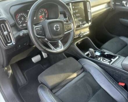 Белый Вольво Другая, объемом двигателя 2 л и пробегом 124 тыс. км за 23000 $, фото 3 на Automoto.ua