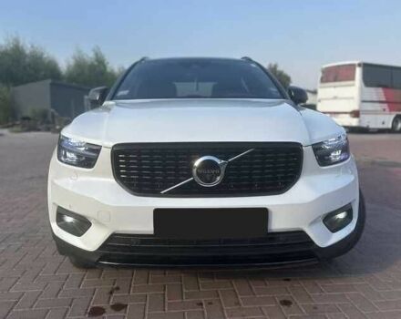 Белый Вольво Другая, объемом двигателя 2 л и пробегом 124 тыс. км за 23000 $, фото 1 на Automoto.ua