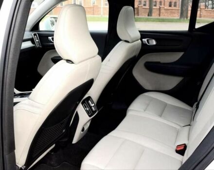 Белый Вольво Другая, объемом двигателя 0 л и пробегом 65 тыс. км за 15500 $, фото 9 на Automoto.ua