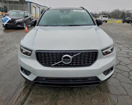 Белый Вольво Другая, объемом двигателя 2 л и пробегом 40 тыс. км за 7000 $, фото 5 на Automoto.ua