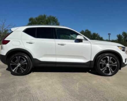 Білий Вольво Інша, об'ємом двигуна 2 л та пробігом 25 тис. км за 2500 $, фото 2 на Automoto.ua