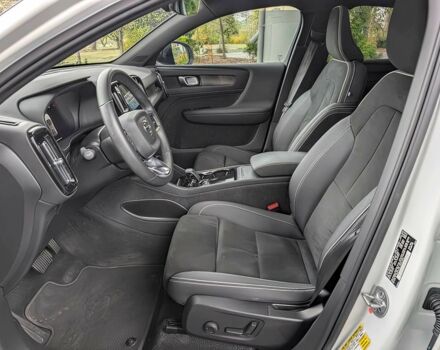 Белый Вольво Другая, объемом двигателя 0 л и пробегом 24 тыс. км за 16000 $, фото 9 на Automoto.ua