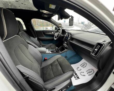 Белый Вольво Другая, объемом двигателя 0 л и пробегом 160 тыс. км за 23600 $, фото 7 на Automoto.ua