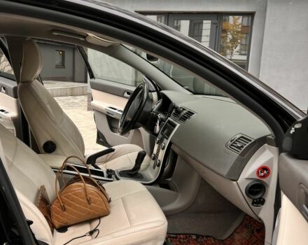 Чорний Вольво Інша, об'ємом двигуна 1.6 л та пробігом 224 тис. км за 8200 $, фото 4 на Automoto.ua