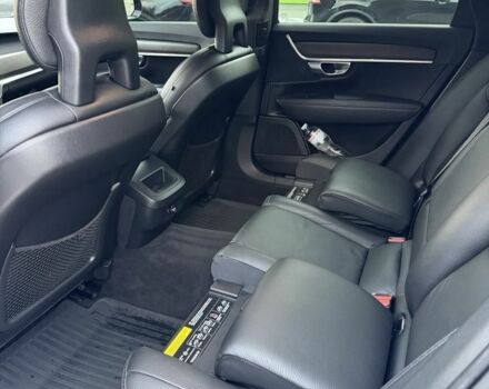 Черный Вольво Другая, объемом двигателя 2 л и пробегом 250 тыс. км за 23500 $, фото 15 на Automoto.ua