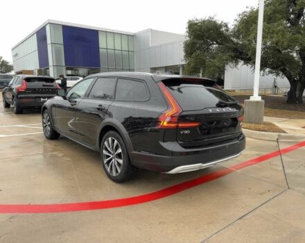 Чорний Вольво Інша, об'ємом двигуна 2 л та пробігом 14 тис. км за 17999 $, фото 3 на Automoto.ua