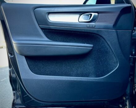 Черный Вольво Другая, объемом двигателя 2 л и пробегом 145 тыс. км за 19999 $, фото 4 на Automoto.ua