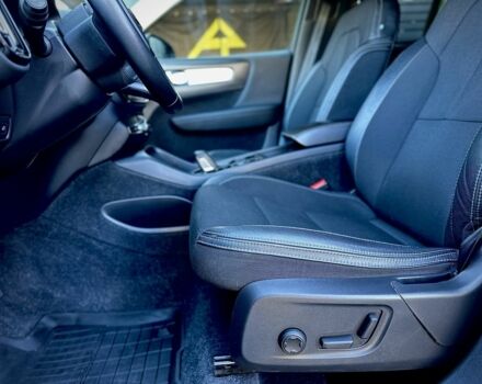 Черный Вольво Другая, объемом двигателя 2 л и пробегом 145 тыс. км за 19999 $, фото 5 на Automoto.ua