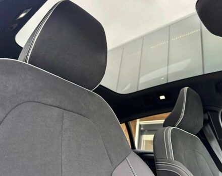 Чорний Вольво Інша, об'ємом двигуна 0 л та пробігом 29 тис. км за 14500 $, фото 11 на Automoto.ua