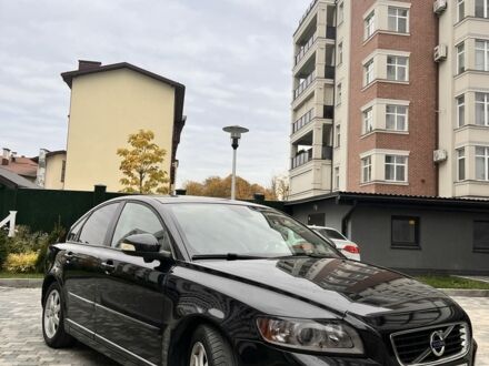 Чорний Вольво Інша, об'ємом двигуна 1.6 л та пробігом 224 тис. км за 8200 $, фото 1 на Automoto.ua