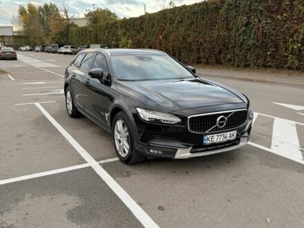 Черный Вольво Другая, объемом двигателя 2 л и пробегом 250 тыс. км за 23500 $, фото 1 на Automoto.ua