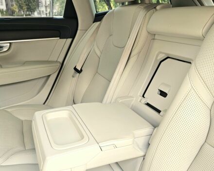 Коричневый Вольво Другая, объемом двигателя 2 л и пробегом 132 тыс. км за 31499 $, фото 13 на Automoto.ua