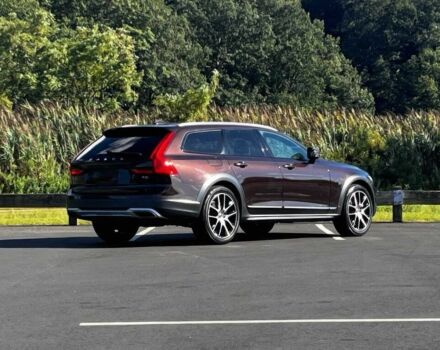 Красный Вольво Другая, объемом двигателя 2 л и пробегом 39 тыс. км за 8000 $, фото 6 на Automoto.ua