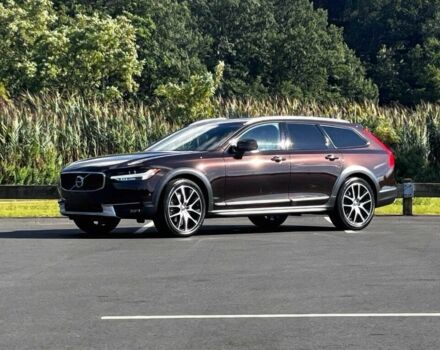 Красный Вольво Другая, объемом двигателя 2 л и пробегом 39 тыс. км за 8000 $, фото 2 на Automoto.ua