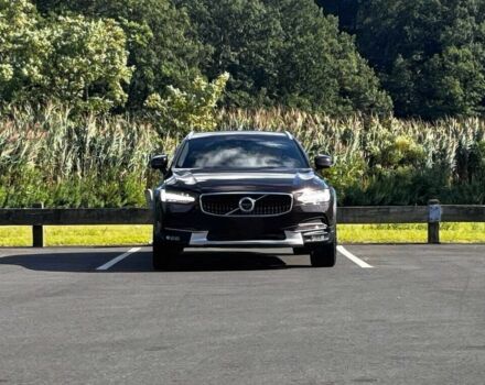 Красный Вольво Другая, объемом двигателя 2 л и пробегом 39 тыс. км за 8000 $, фото 1 на Automoto.ua