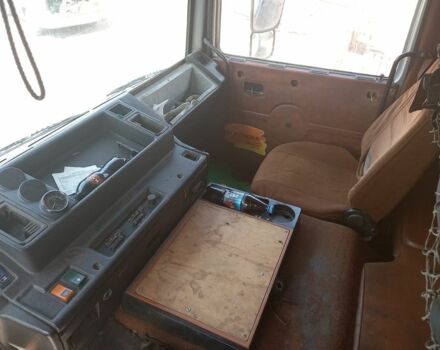 Вольво Другая, объемом двигателя 0 л и пробегом 0 тыс. км за 5500 $, фото 7 на Automoto.ua