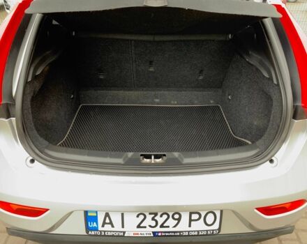 Серый Вольво Другая, объемом двигателя 1.6 л и пробегом 272 тыс. км за 10000 $, фото 13 на Automoto.ua