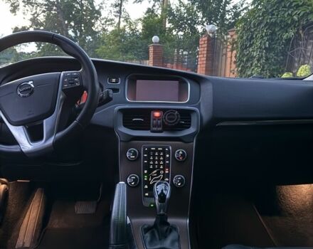 Сірий Вольво Інша, об'ємом двигуна 2 л та пробігом 60 тис. км за 18000 $, фото 4 на Automoto.ua