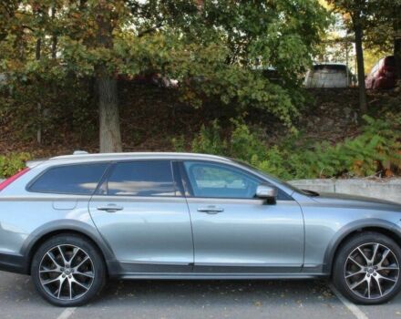 Серый Вольво Другая, объемом двигателя 2 л и пробегом 48 тыс. км за 13900 $, фото 3 на Automoto.ua