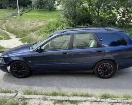 Синий Вольво Другая, объемом двигателя 2 л и пробегом 350 тыс. км за 1329 $, фото 1 на Automoto.ua