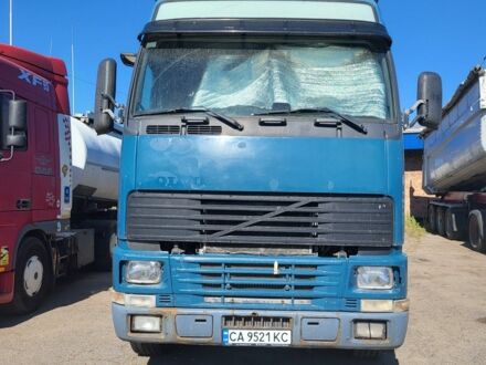 Вольво Другая 2001 в Черкассах на Automoto.ua Синий Вольво Другая, объемом двигателя 12.1 л и пробегом 100 тыс. км за 7300 $, фото 1 на Automoto.ua