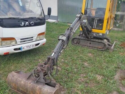 Вольво EC 15B 2007 в Монастыриске на Automoto.ua Желтый Вольво EC 15B, объемом двигателя 1 л и пробегом 330 тыс. км за 14299 $, фото 1 на Automoto.ua