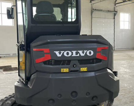 Серый Вольво EC 35, объемом двигателя 0 л и пробегом 0 тыс. км за 61475 $, фото 2 на Automoto.ua