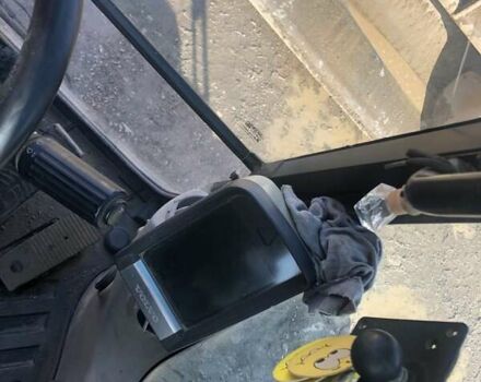 Желтый Вольво EW 160, объемом двигателя 0 л и пробегом 0 тыс. км за 61379 $, фото 6 на Automoto.ua