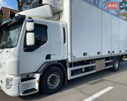 Белый Вольво ФЕ, объемом двигателя 7.2 л и пробегом 780 тыс. км за 92000 $, фото 4 на Automoto.ua