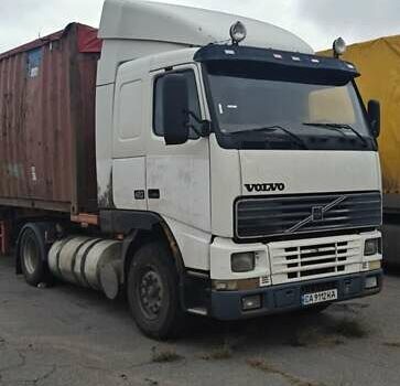 Білий Вольво FH 12, об'ємом двигуна 12 л та пробігом 1000 тис. км за 3500 $, фото 1 на Automoto.ua