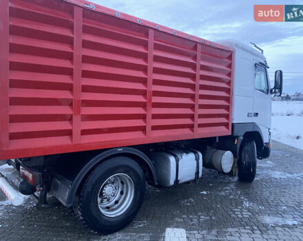 Белый Вольво FH 12, объемом двигателя 0 л и пробегом 10 тыс. км за 15000 $, фото 2 на Automoto.ua