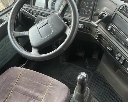 Белый Вольво FH 12, объемом двигателя 12.9 л и пробегом 1 тыс. км за 16800 $, фото 2 на Automoto.ua