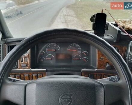 Белый Вольво FH 12, объемом двигателя 12 л и пробегом 2 тыс. км за 19500 $, фото 14 на Automoto.ua